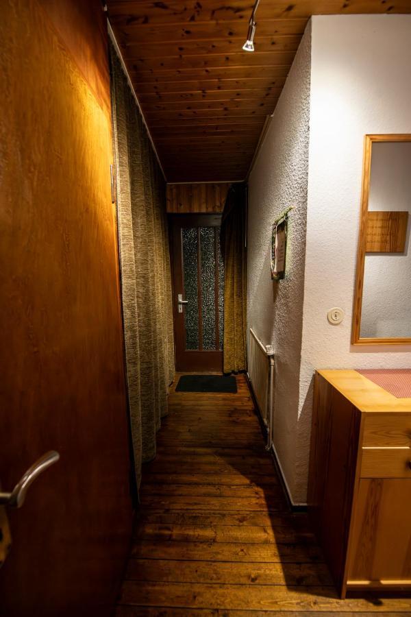 Schoene Ferienwohnung In Ruhiger Lage Altena Exterior foto